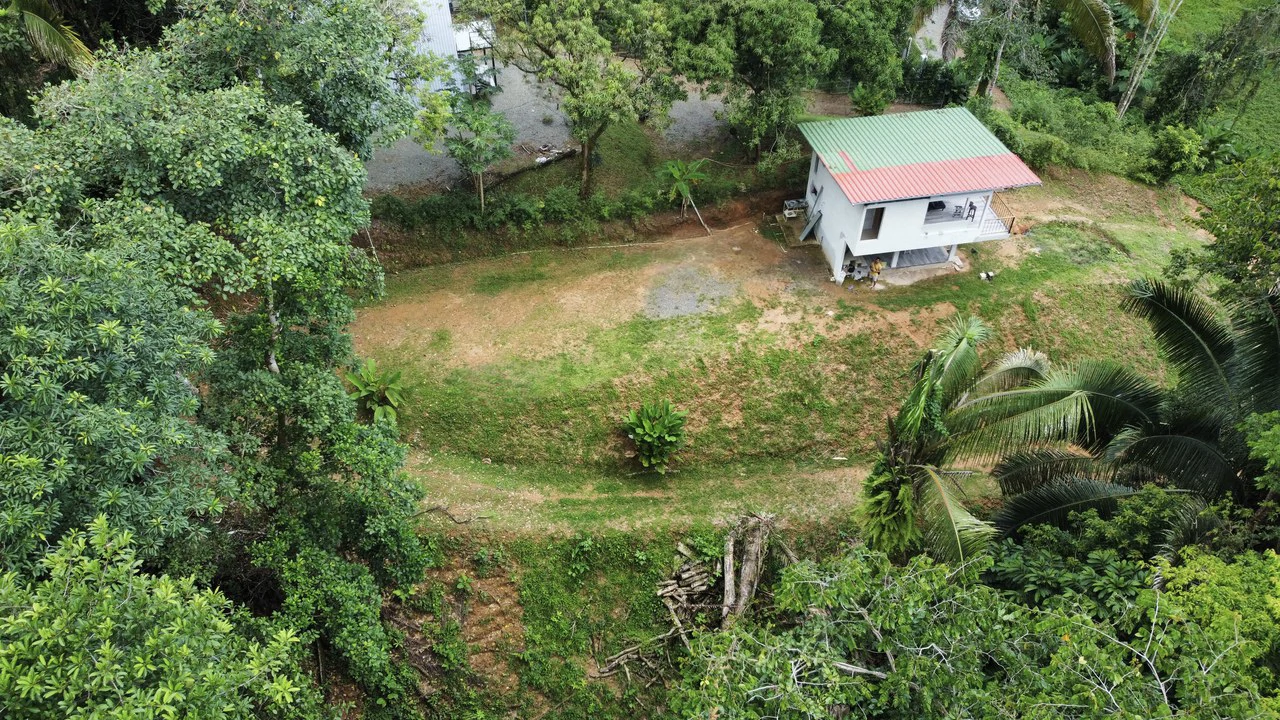 Investment Opportunity in Playa Hermosa – Fixer-Upper with Great Potential! - Gallery image 22
