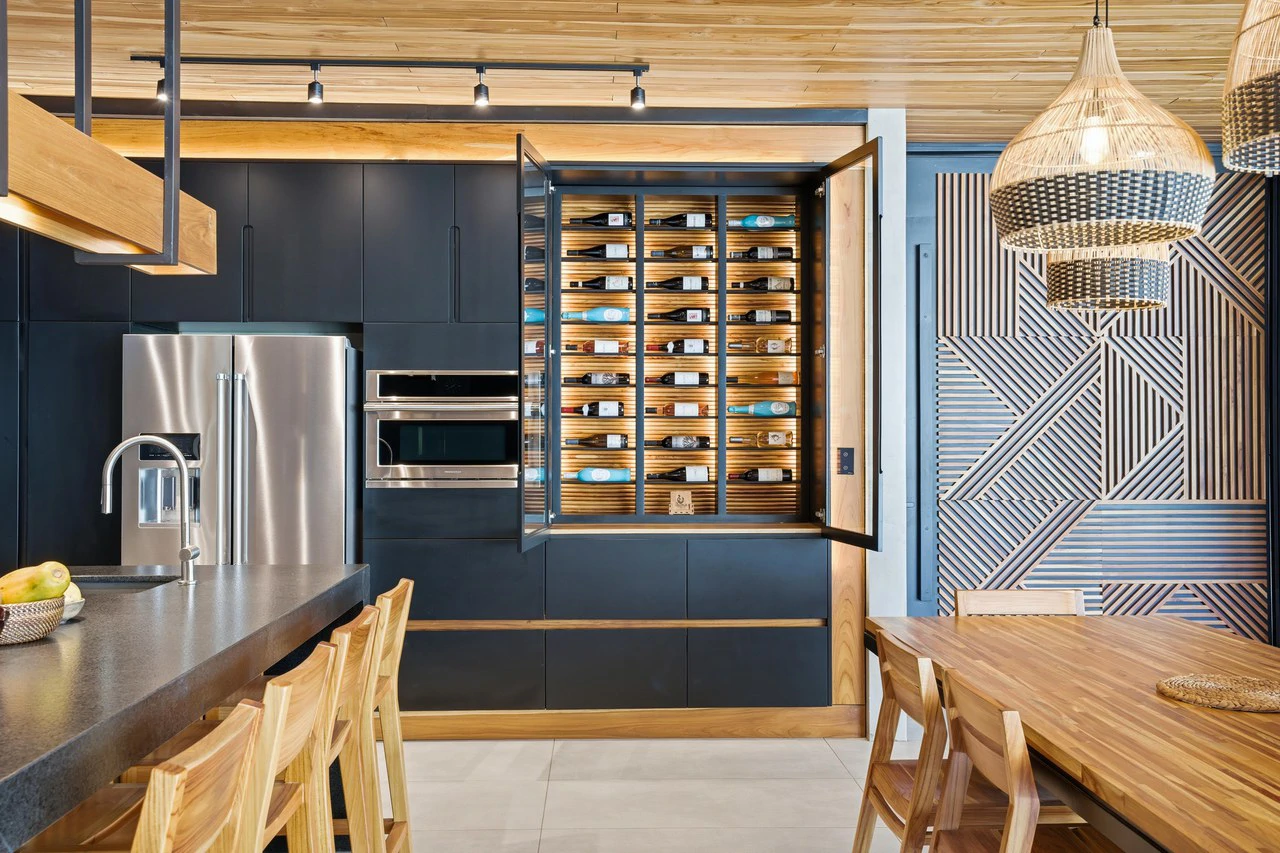 Casa Uchuva: Architectural Harmony of Wood, Stone, and Light - Gallery image 7