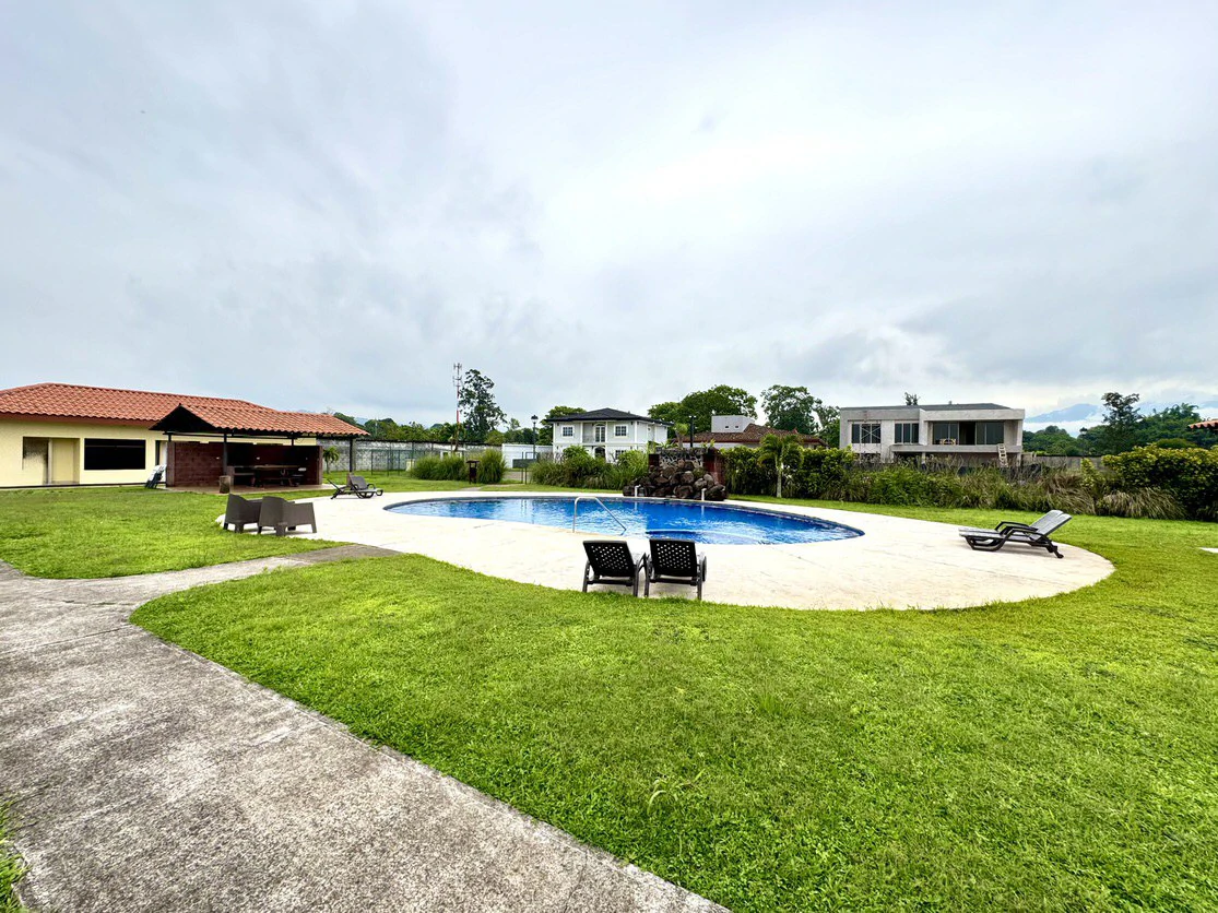 Venta de Lote Residencial en Santo Domingo de Heredia: Exclusive Residencial Durango - Gallery image 8