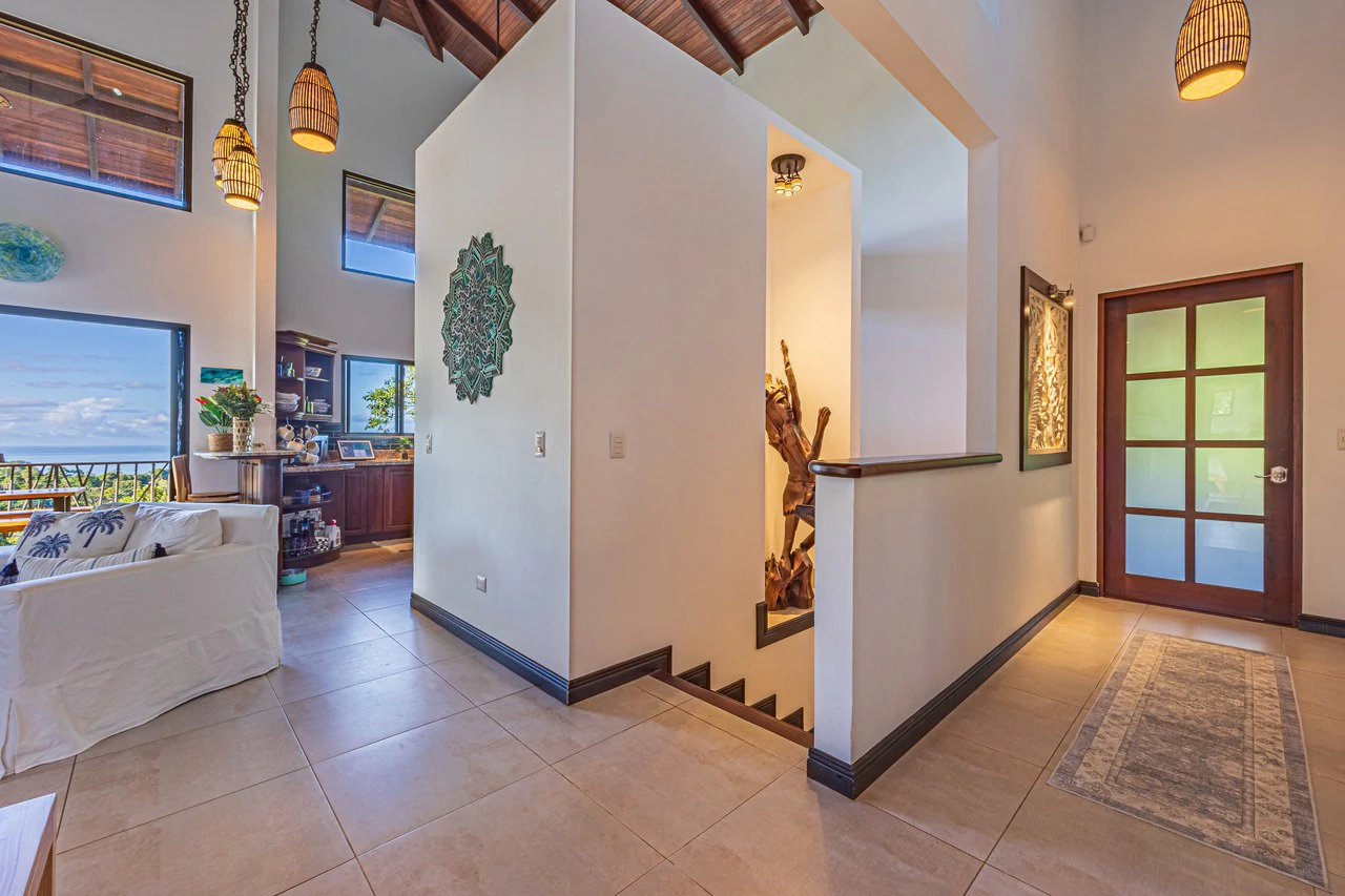 Luxurious Coastal Retreat with Ocean Views in Uvita, Costa Rica - Gallery image 14