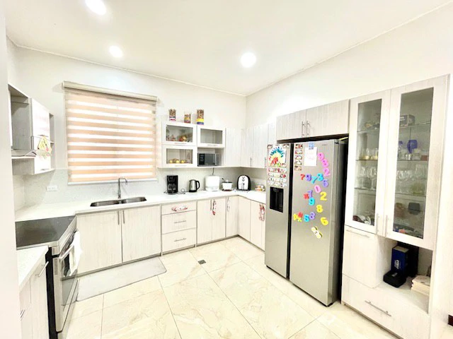 CA-005 Casa del Invernadero: Premium 3-BR / 3.5-BA Gated Estate in Grecia | Turnkey Furnished Option, Private Greenhouse, Clay Roof & River Access - Gallery image 18