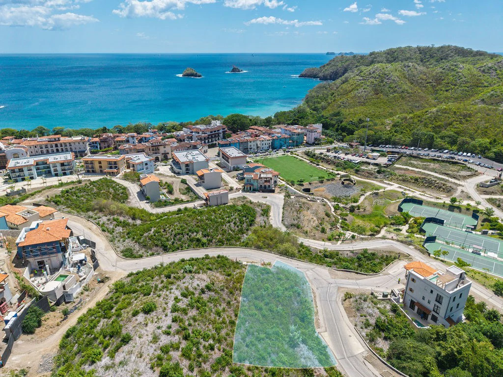 El Prado Lot 96: Build Your Dream Home with Ocean Views in Las Catalinas - photo 4