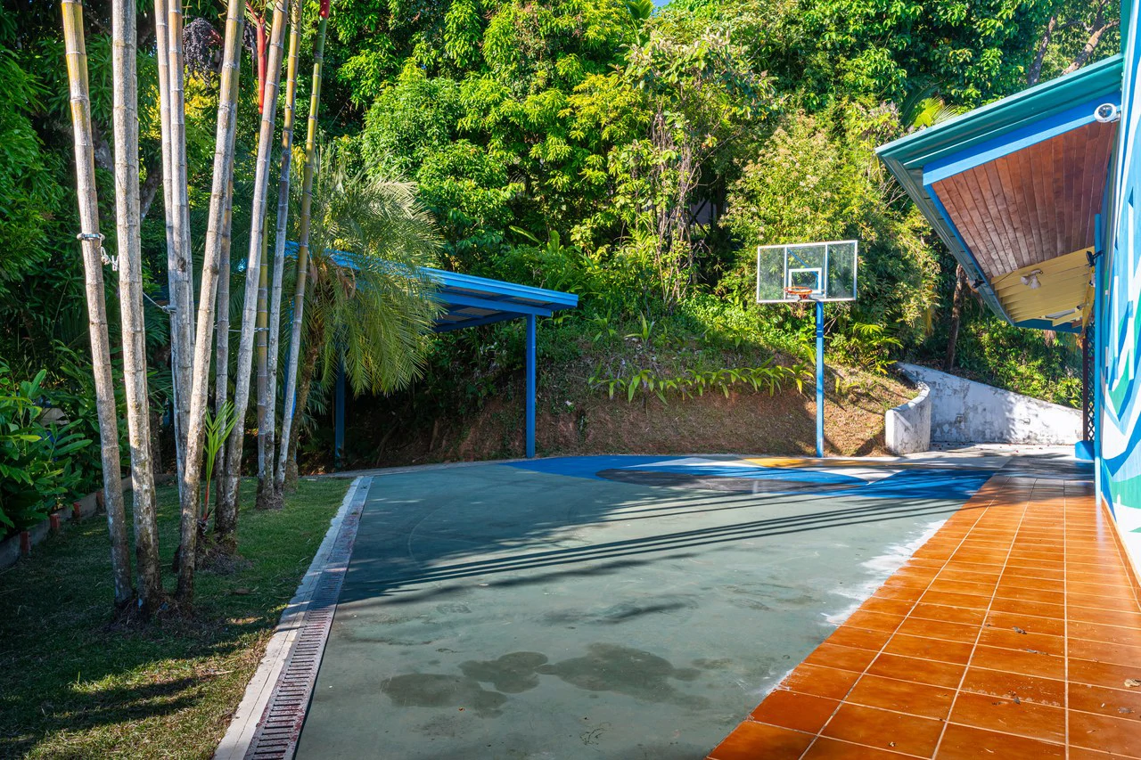 Casa Vista Harmonia: Legendary Ocean Views and Sustainable Living! - Gallery image 36