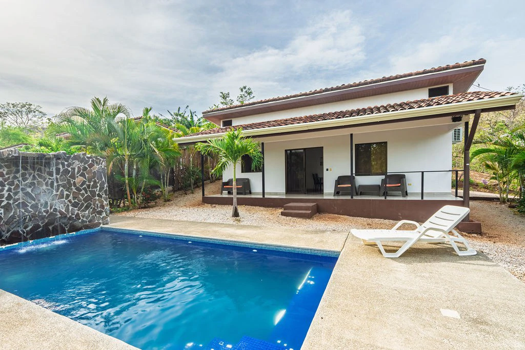 Villa Los Monos: High-Income 9-Unit Rental Property Near Playa Grande - Gallery image 66