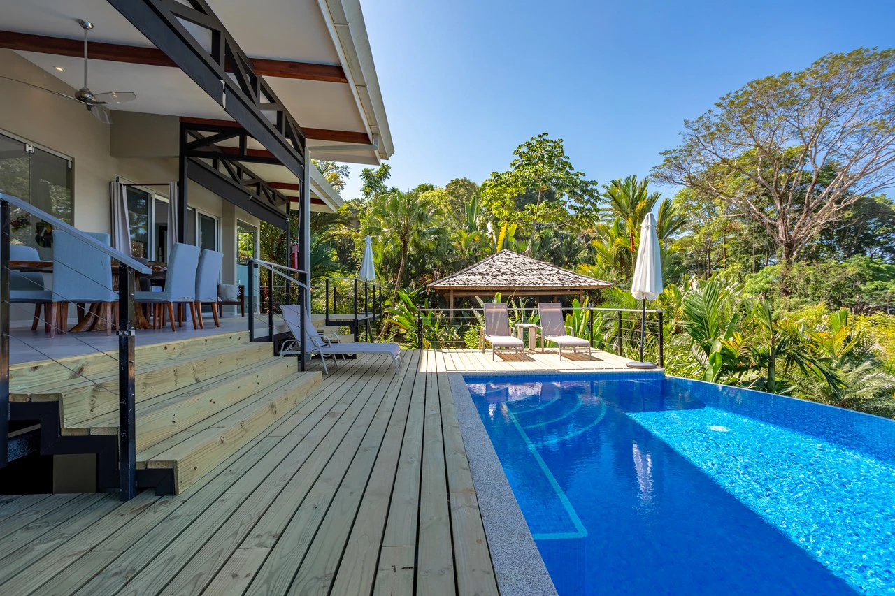 Luxury Villa with Guest House and Ocean Views of Costa Ballena - Gallery image 3
