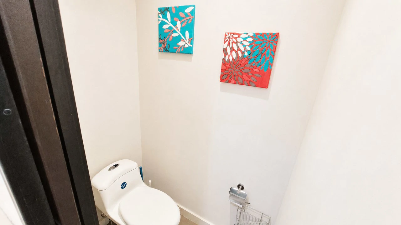 Modern Jacó 3-BR Home with Private Pool in Gated Community - Gallery image 21