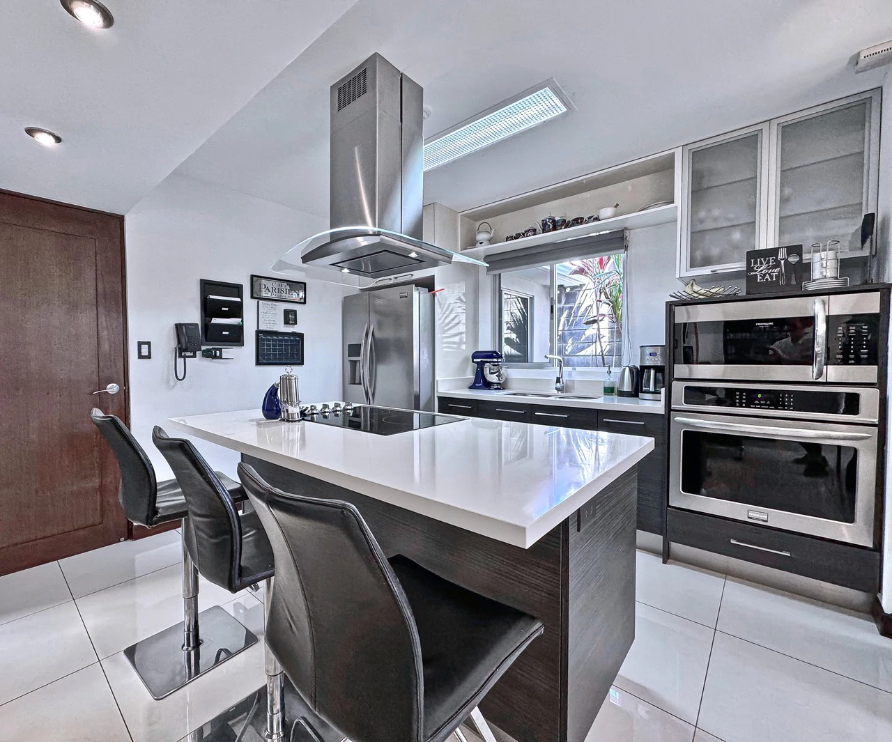 Casa Timeless: House For Sale in Rio Oro - Gallery image 5
