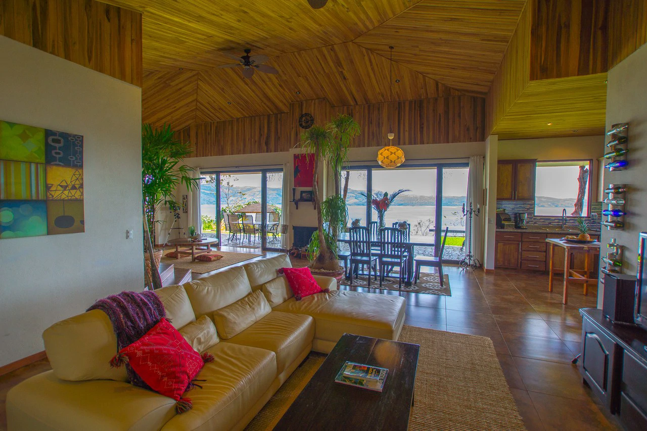 Luxury Vacation Rental Villas for Sale with Amazing Views of Lake Arenal - Gallery image 42
