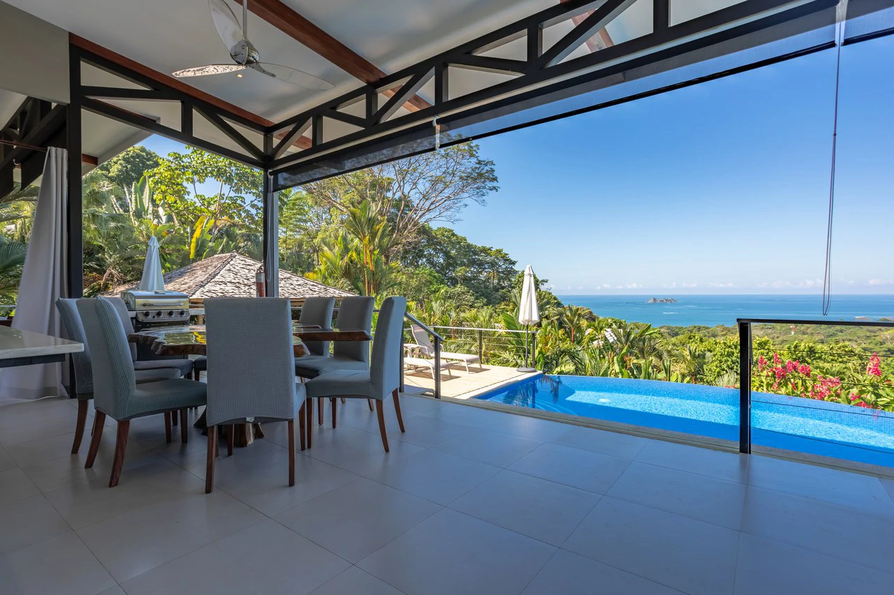 Luxury Villa with Guest House and Ocean Views of Costa Ballena - Gallery image 8