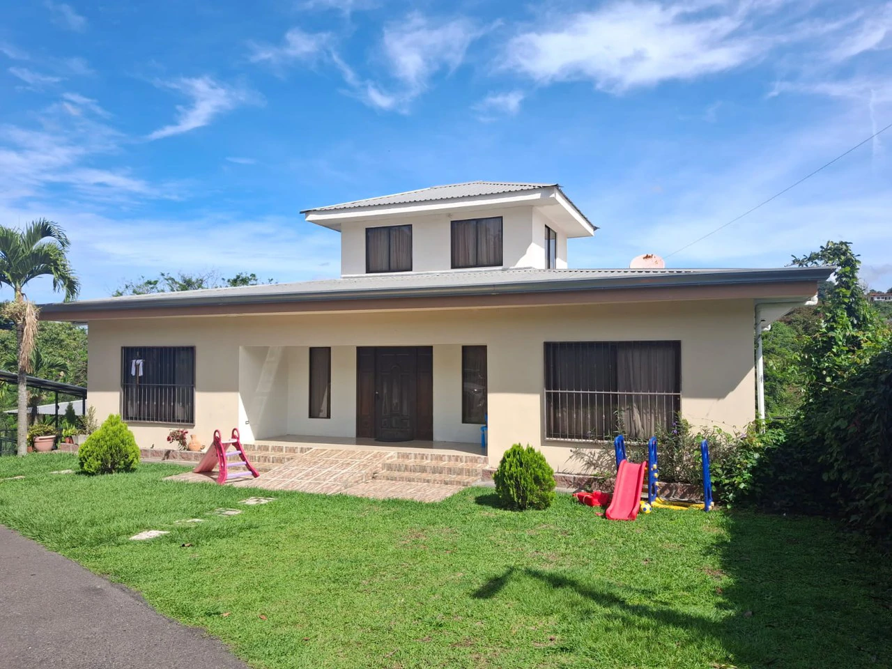 Want a Horse Property?. RARE Horse Estate near Grecia + Additional Rental Home! - Gallery image 3