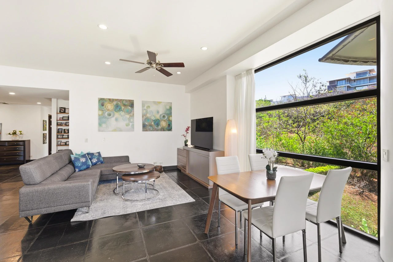 La Perla 113: Boutique Luxury Condo in the Heart of Tamarindo - Gallery image 7