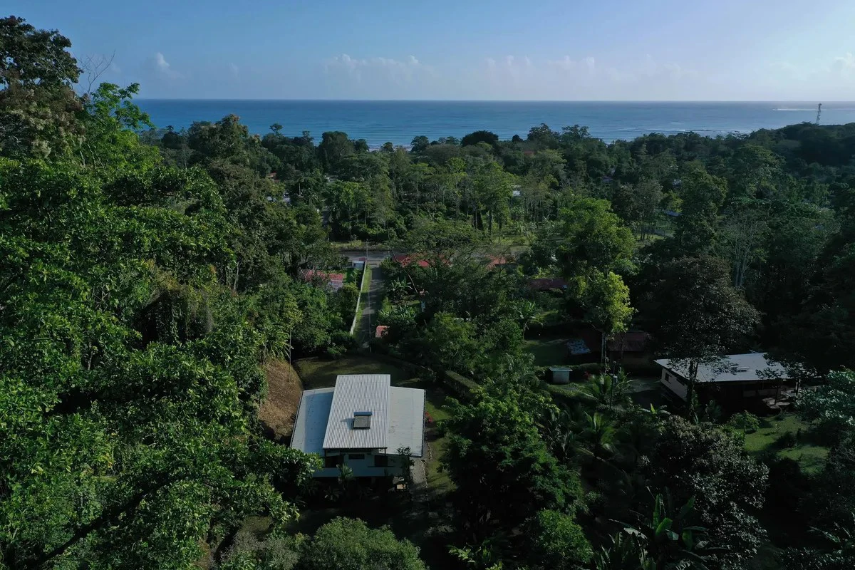 ID 50: 3 Bd/1 Ba - Ocean View Home Near Cahuita with Expansion Potential - Gallery image 2