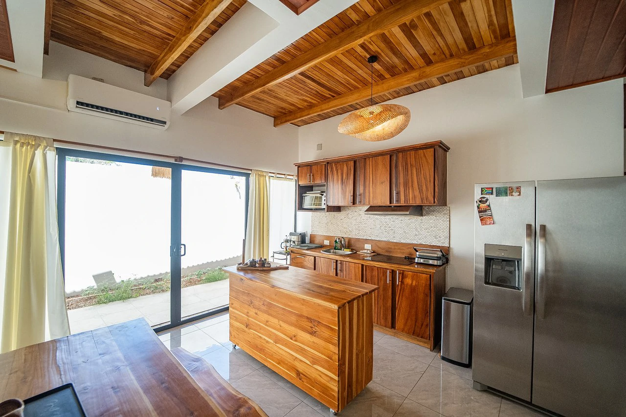 Casa Cielo y Tierra: In Town Income Generating Duplex - Gallery image 11