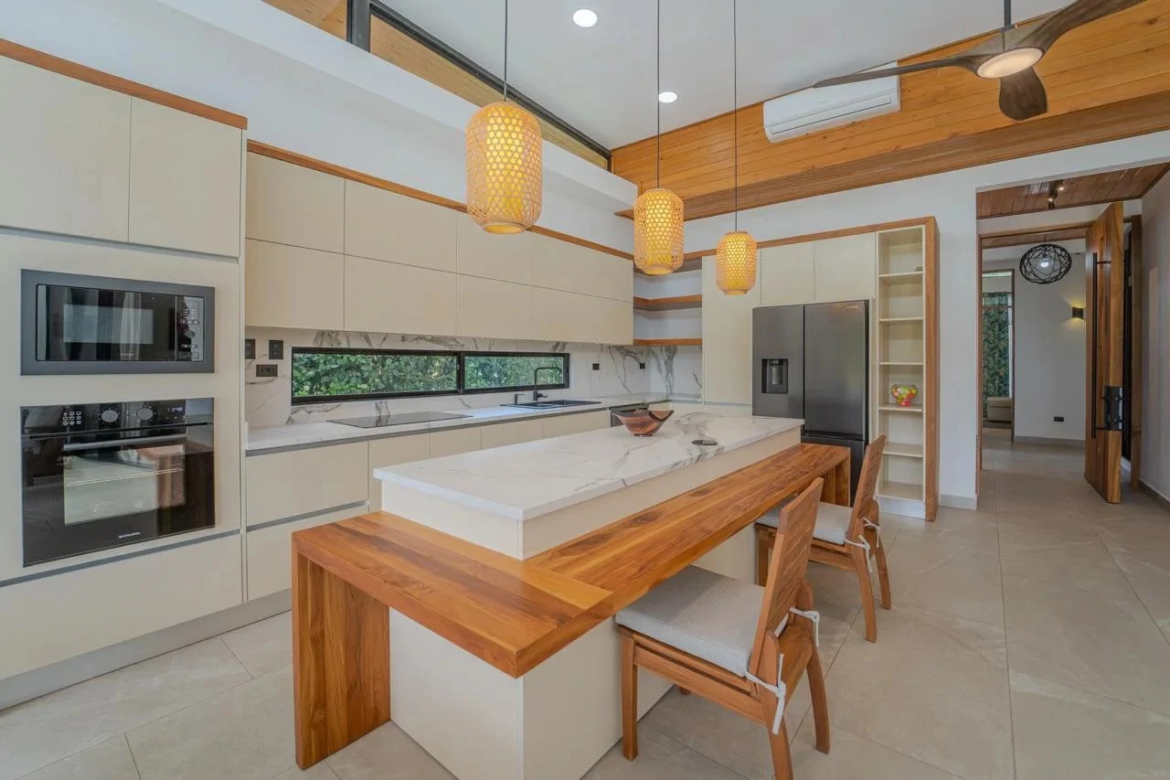 Luxury Casa Golf $1,200,000 USD: Golf-Front Architectural Estate in Los Delfines Golf & Country Club - Gallery image 8
