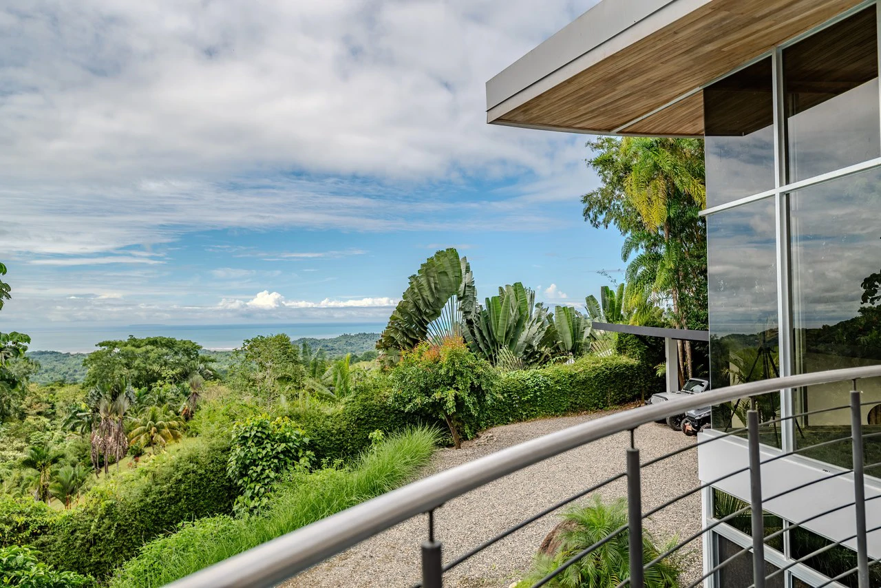 The Glass House. Sustainability, Luxury and Nature. - Gallery image 79