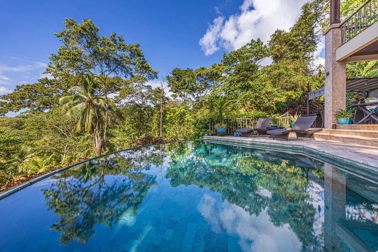 Luxurious Coastal Retreat with Ocean Views in Uvita, Costa Rica - Gallery image 30