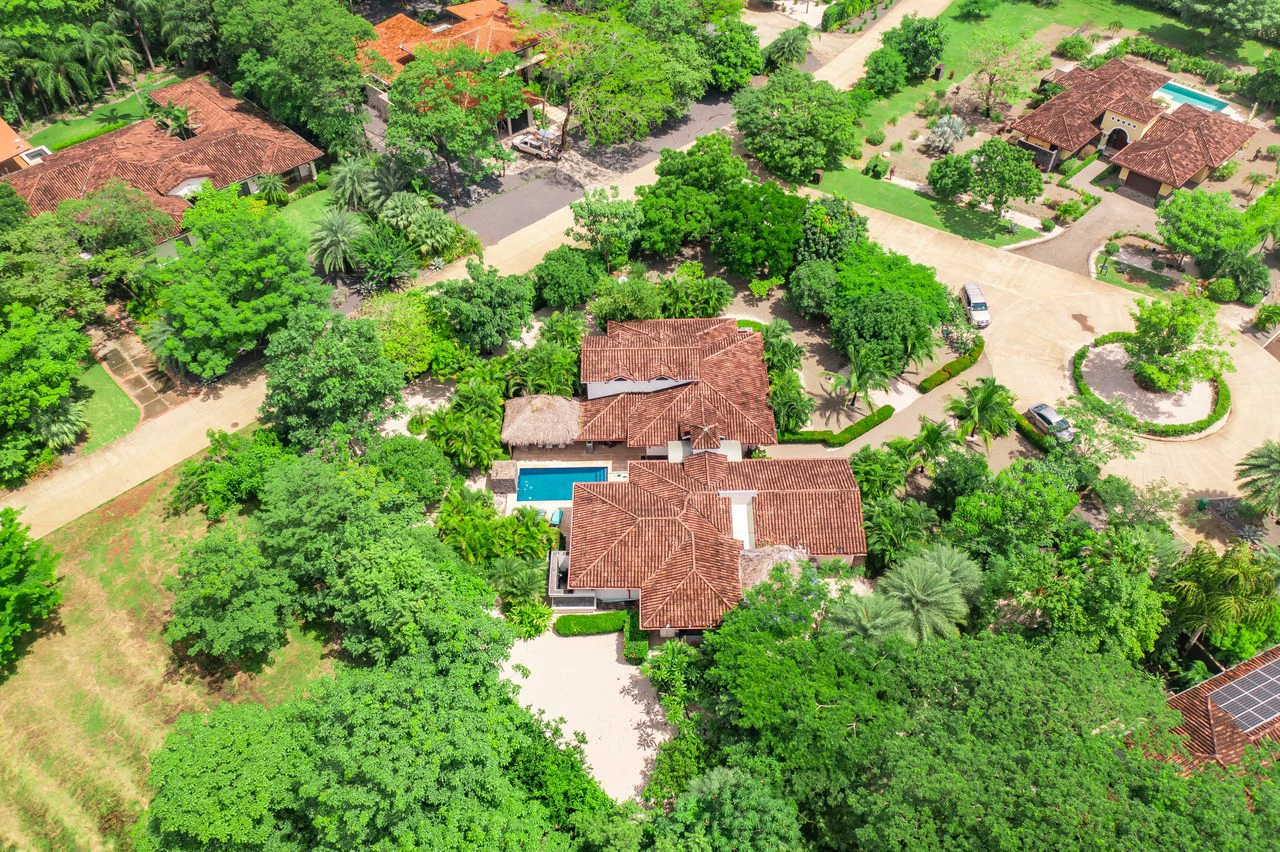 Pura Vida House: 6 bedroom 6 Bathroom Rental Juggernaut in Gated Community - Gallery image 49