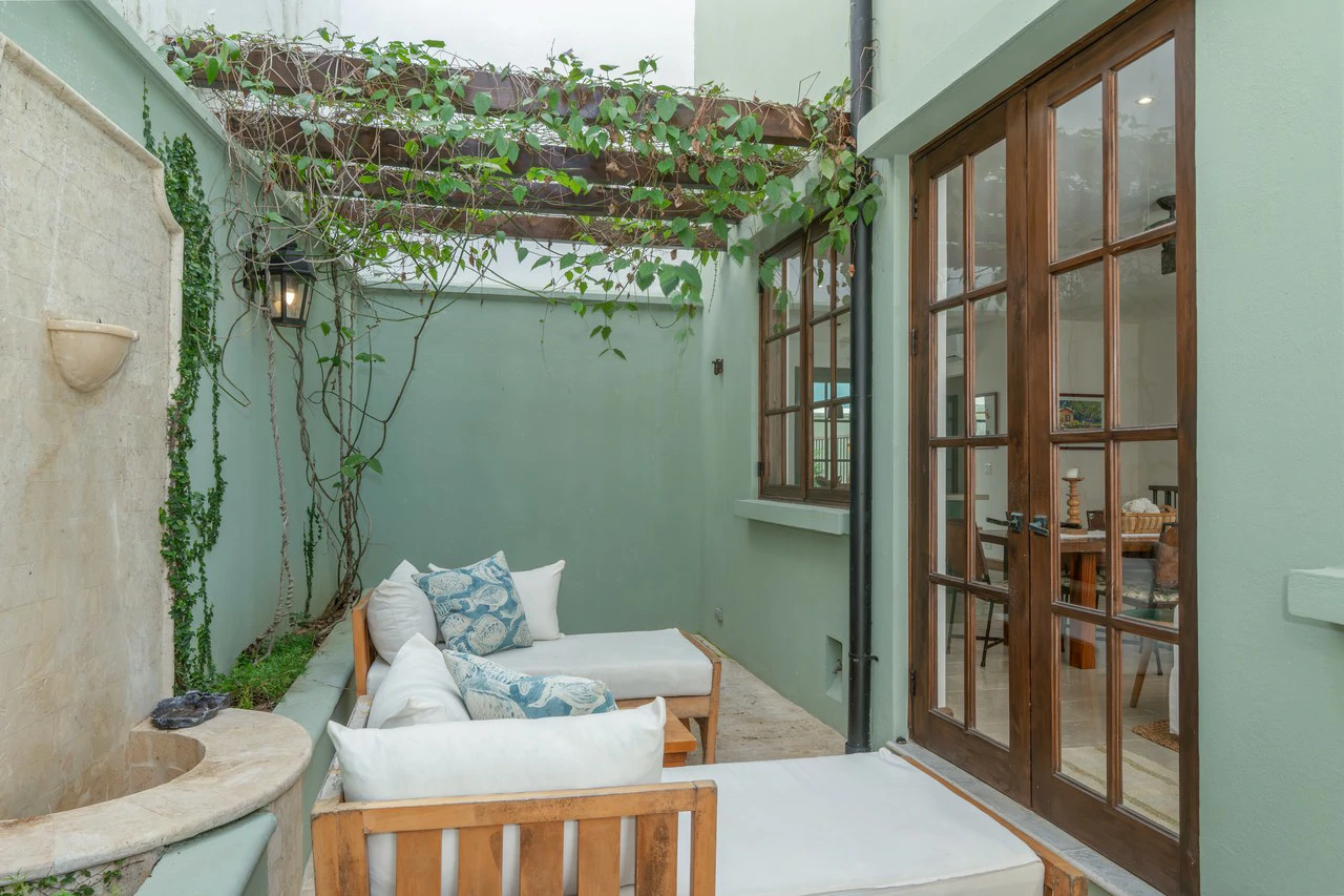 Casa Acuarela: Steps from the Beach & Beach Club, Impeccable 4-Bedroom Home in Las Catalinas - Gallery image 9