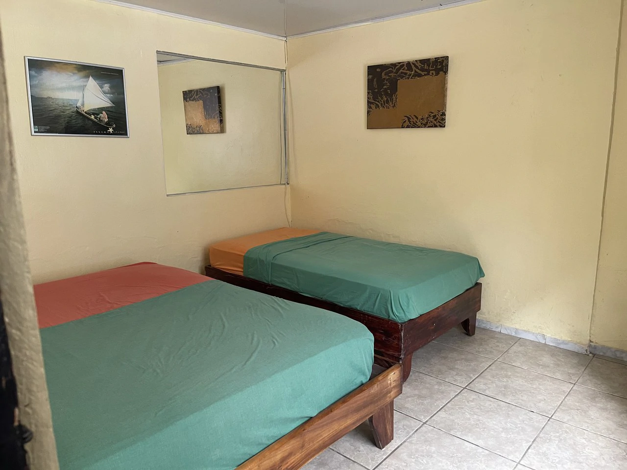 House in Jaco, 1st floor 3 bedroom house. Second floor 2 full apartments - Gallery image 5