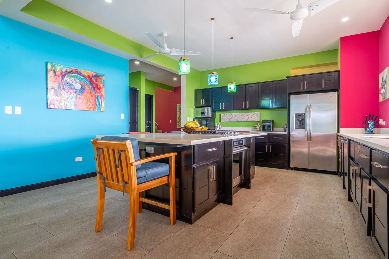 Luxury Ocean View Retreat Overlooking the Whale’s Tail – Proven Rental in Gated Enclave - Gallery image 26