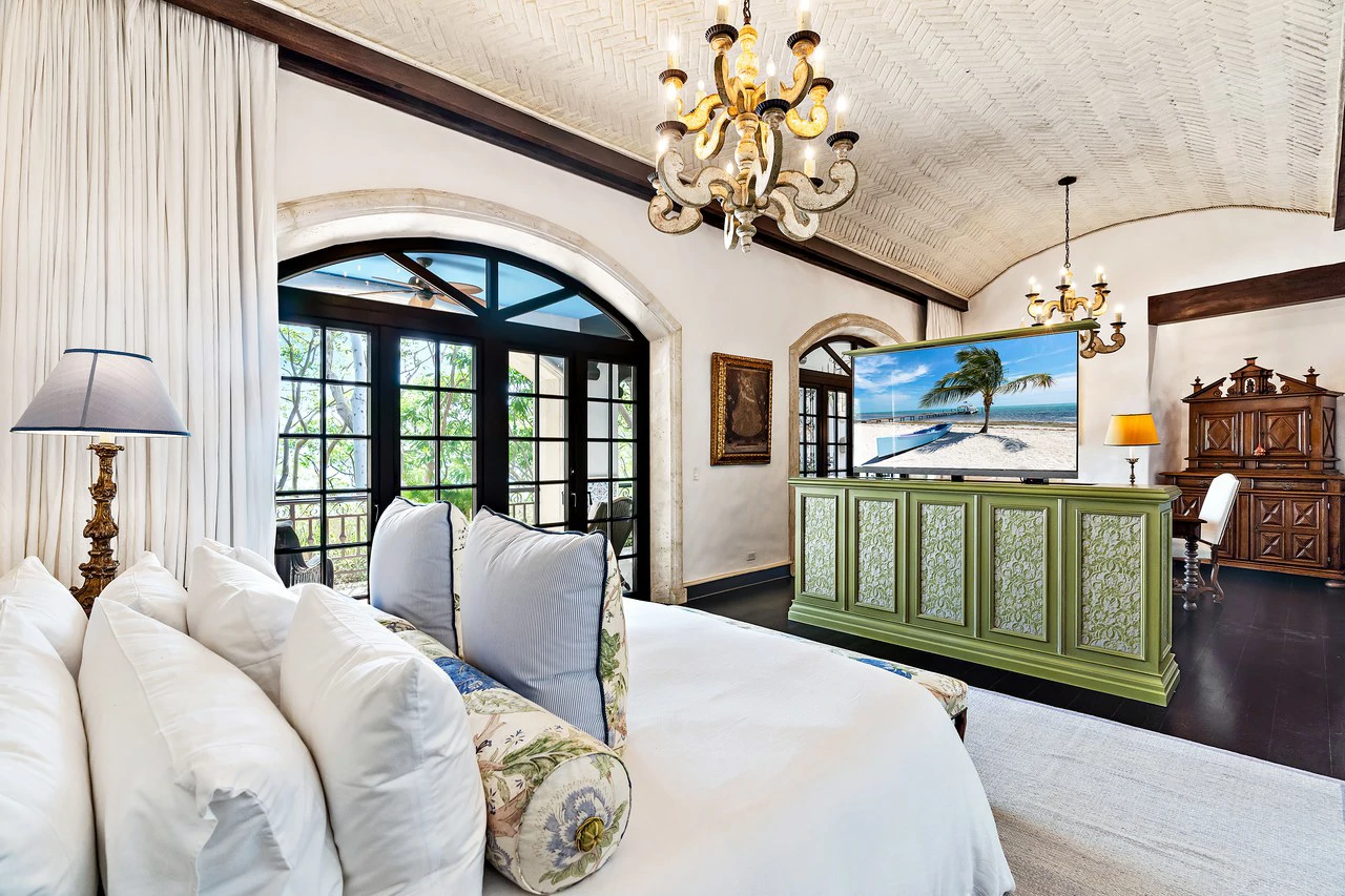 27 Cartagena: Unique Luxury Beachfront Home - Gallery image 13