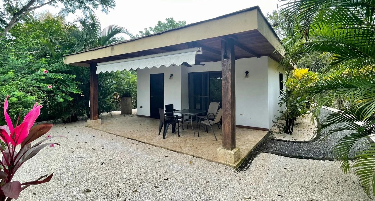 Boutique Eco-Lodge close to Tambor, Costa Rica – Tranquil, Turn-key Retreat on 3.3 Acres: Boutique Eco-Lodge close to Tambor, Costa Rica – Tranquil, Turn-key Retreat on 3.3 Acres - Gallery image 10