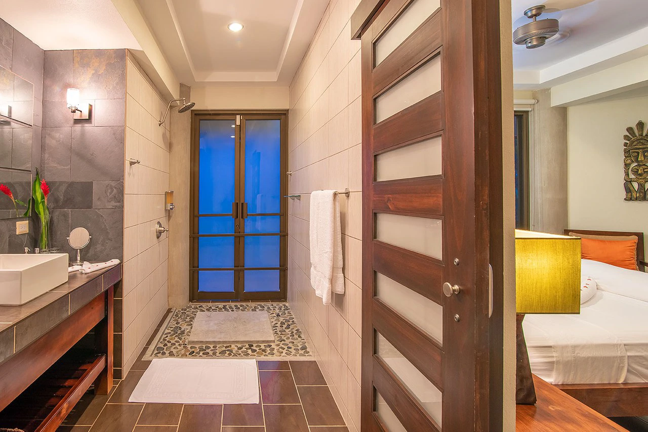 Villa Perezoso - 4 homes combined into 1: Mountain House For Sale in Manuel Antonio - Gallery image 34