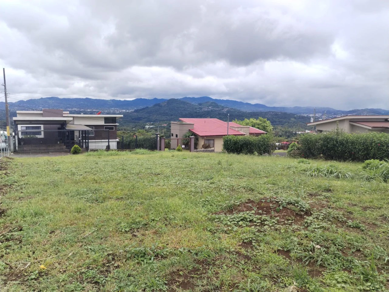 Lot for Sale in San Antonio de la Cueva, Naranjo: Perfect for Building in a Natural and Secure Setting - Gallery image 4