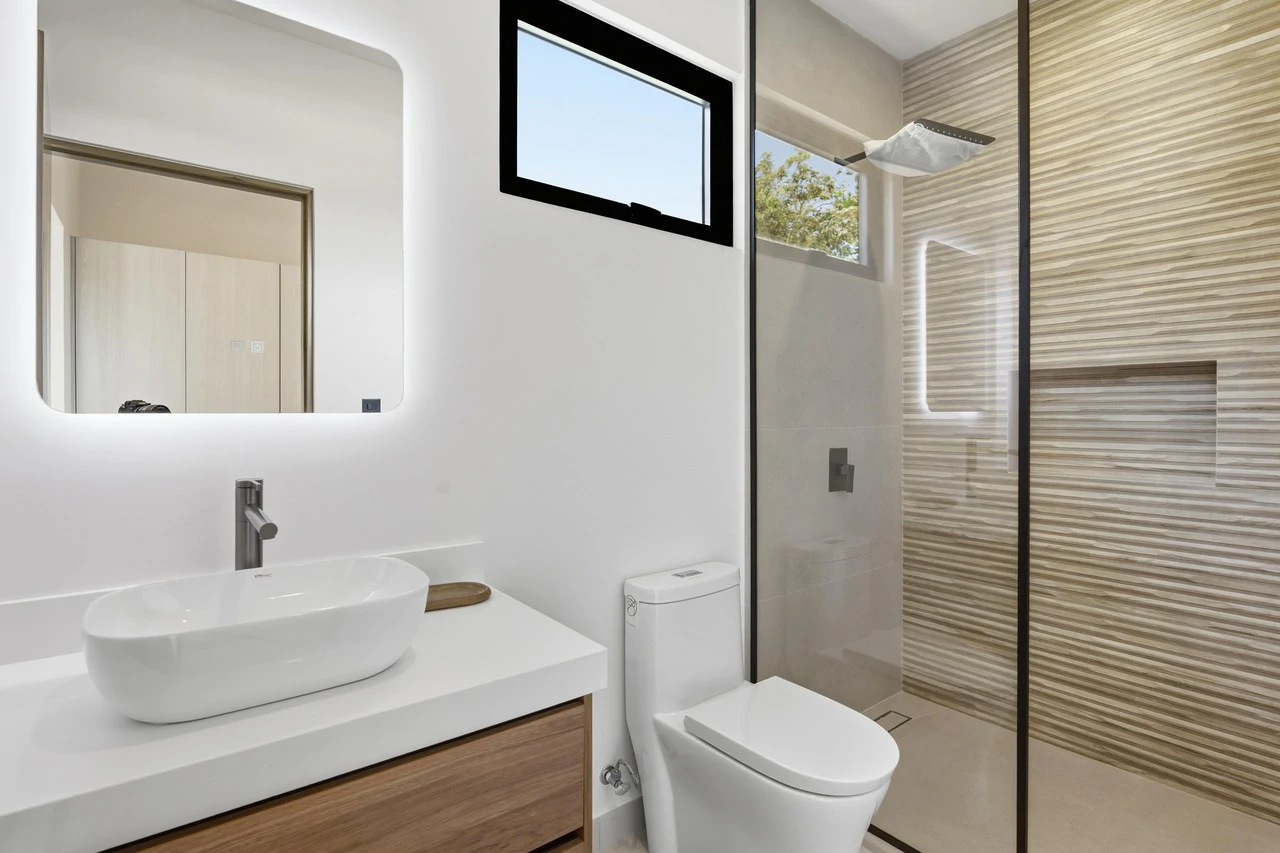 Villa Fresno: Newly Completed Contemporary Home with Private Pool Near Playa Avellanas - Gallery image 17
