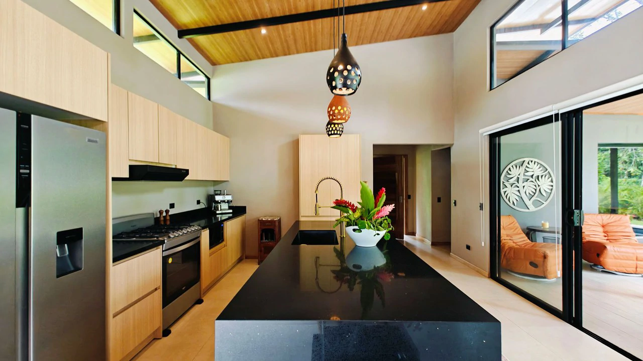 ID 843 - Playa Negra, Puerto Viejo: 2 Bd/2 Ba - Modern Luxury Minutes From the Beach - Gallery image 9