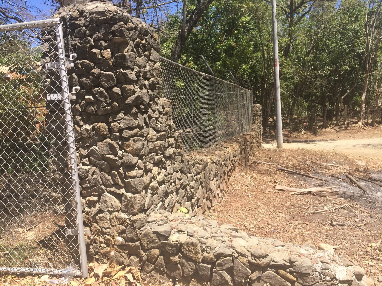 Terreno de 2,600 metros con dos casas: House in Belen, Guanacaste - Gallery image 13