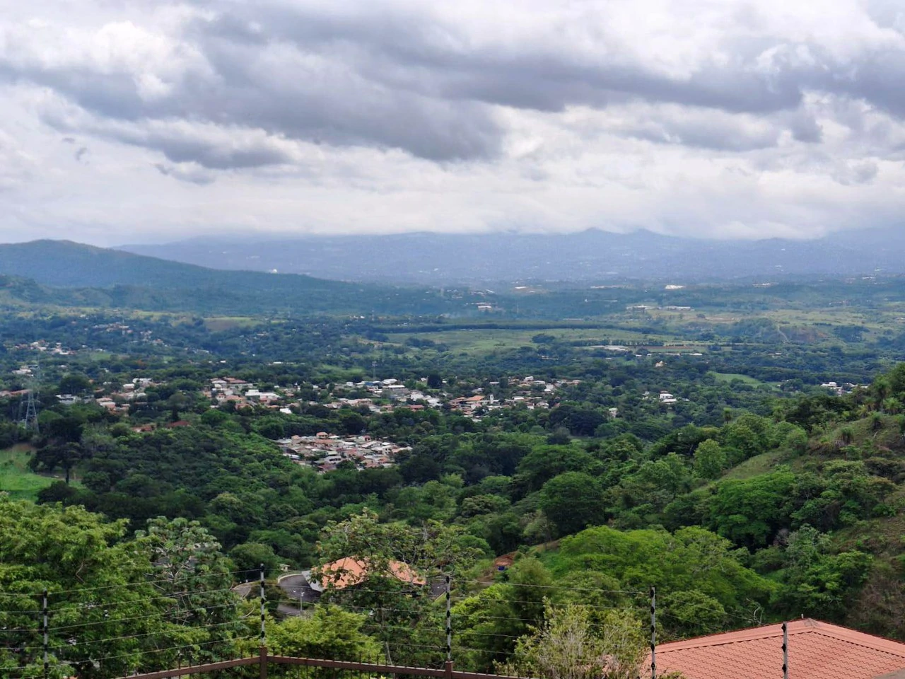 Casa Spectacular!: Entertainer's Dream Estate with Unrivaled 300° City Views! - Gallery image 16