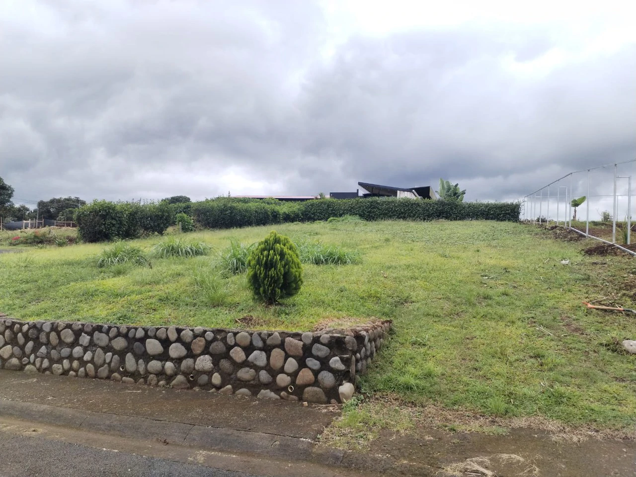 Lot for Sale in San Antonio de la Cueva, Naranjo: Perfect for Building in a Natural and Secure Setting - Gallery image 8