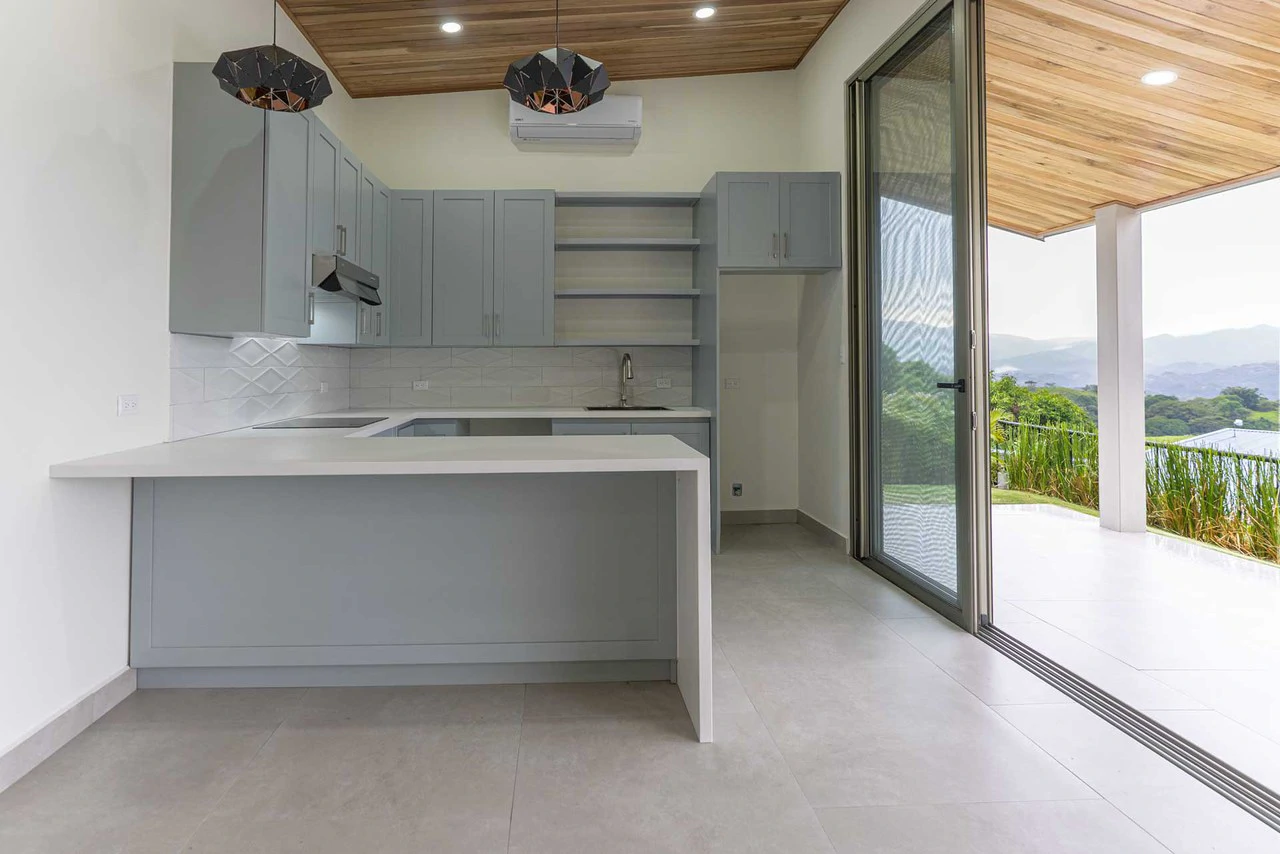 New Contemporary Home with Infinity Pool for Sale in Atenas, Costa Rica - photo 39