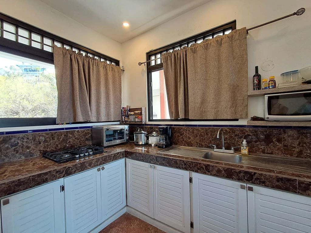 Condo Pacific Dream: Exceptional Opportunity in Samara – 1-Bedroom Condo with Ocean View - Gallery image 7