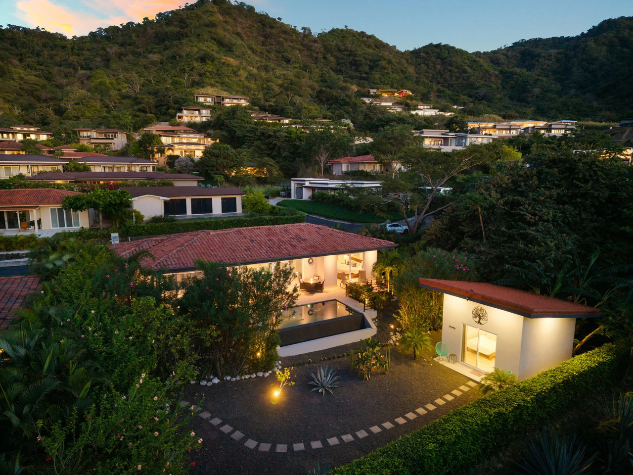 The Haven: Spacious Home + Private Casita in Gated Mar Vista Community - Gallery image 54