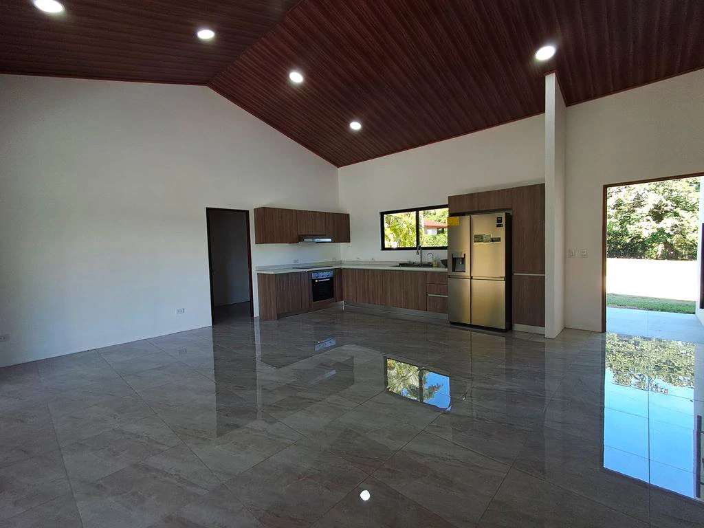 Casa Luz: Brand-New Home in the Gated Community of Loma Verde - Carrillo - Gallery image 13