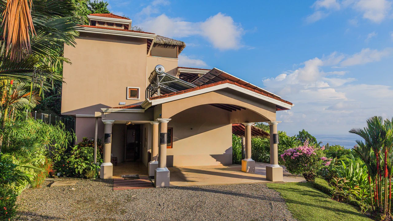 Ocean View Luxury Estate with An Incredible Location in Dominical - Gallery image 7