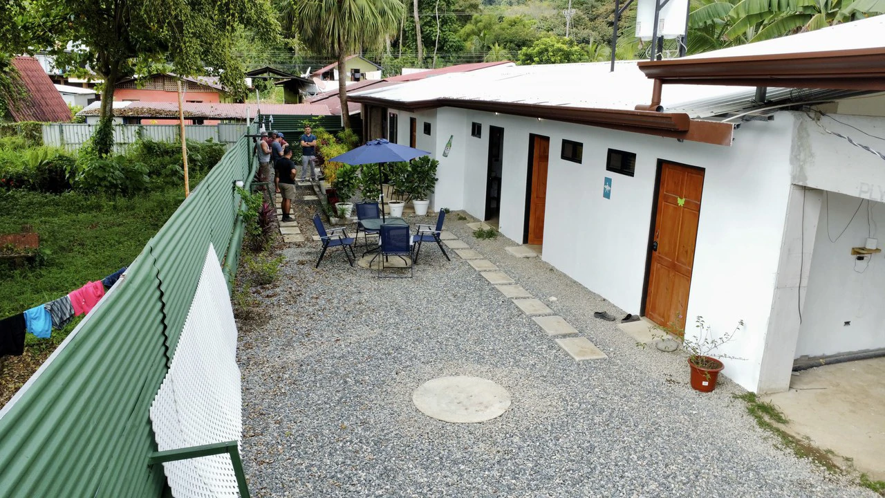0.11 ACRES – 5 Cabinas Plus Room To Add More In Heart Of Uvita, Walk To Everything!!!! - Gallery image 3