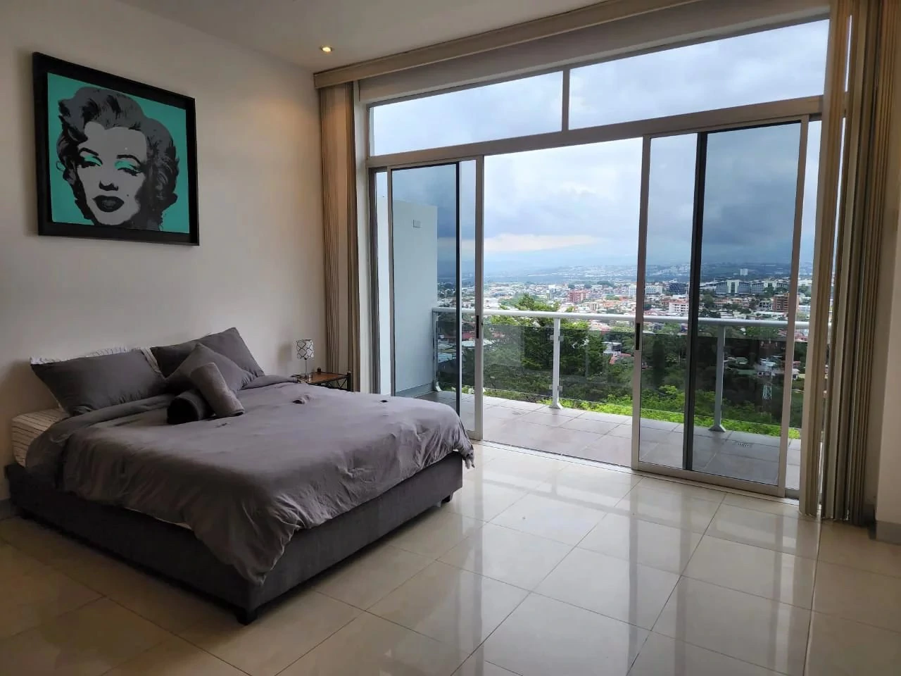 Property For Sale in San Rafael - Gallery image 17