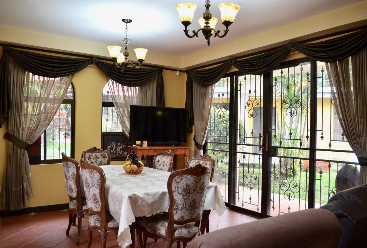 Countryside and Mountain House For Sale in San pablo - Gallery image 24