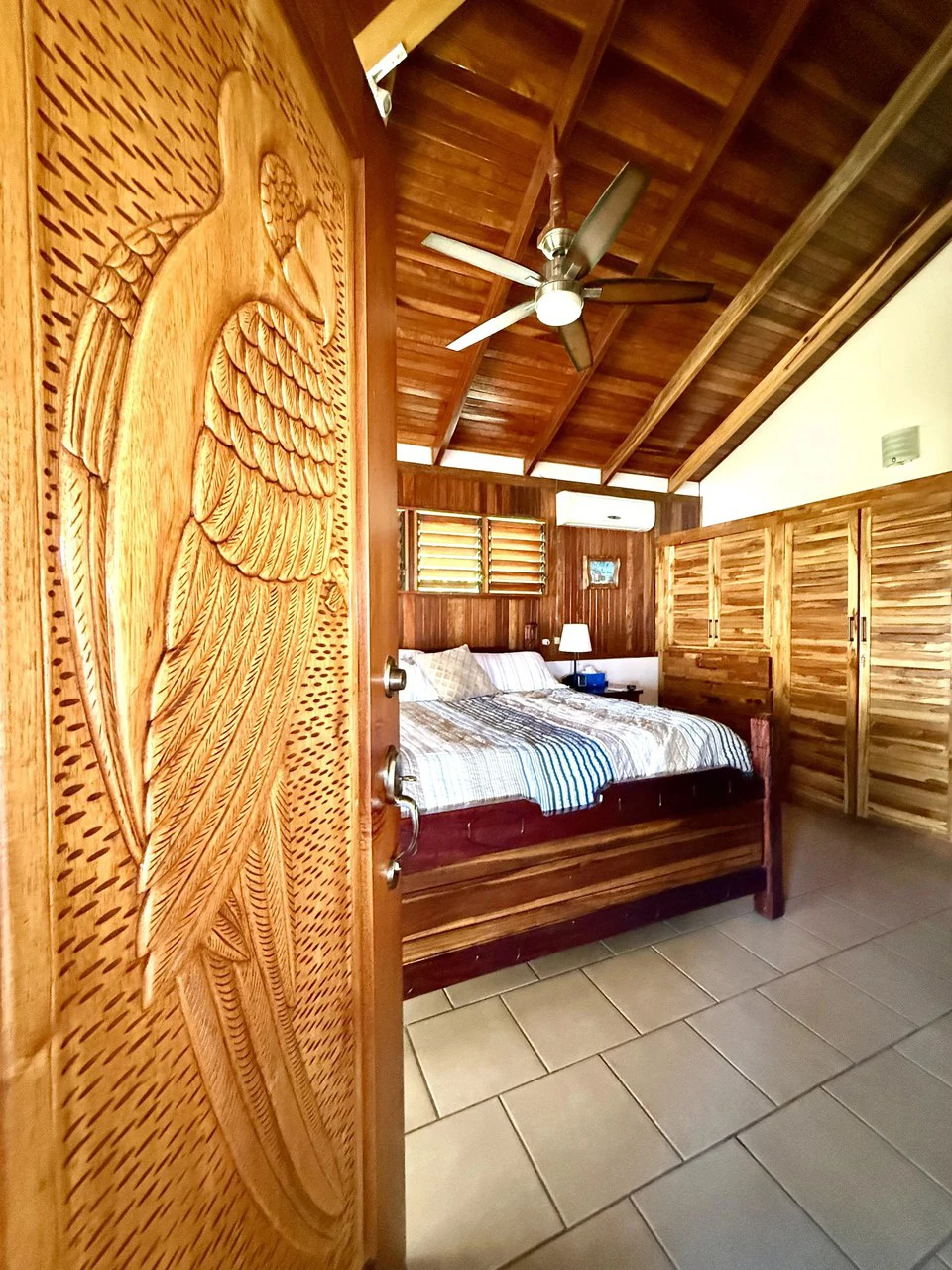 CASA DE LAPAS - OCEAN VIEW: Could you live at the Top of a Mountain in Costa Rica?  Because.... now you can!  Billion dollar views for only $1 Million USD. - Gallery image 32