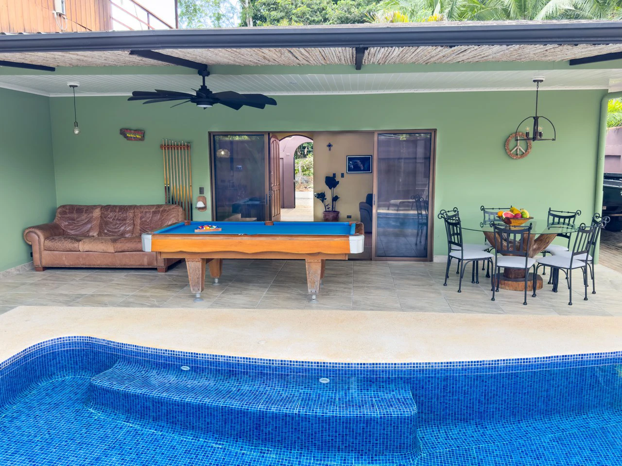 Naranjito corner lot house - photo 23