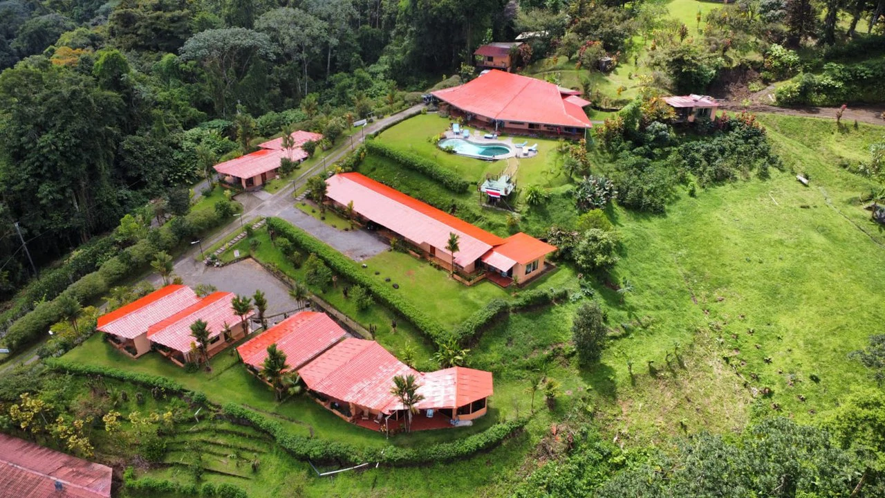 Nepenthe B&B: Hotel / B&B in the Rain Forest with spectacular views of Lake Arenal & Volcano. - Gallery image 22