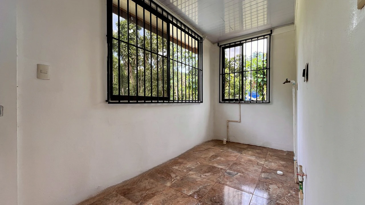House For Sale in Daniel Flores - Gallery image 24