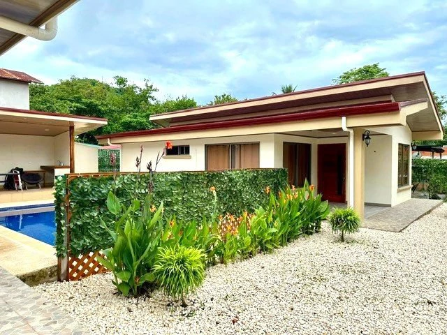 2 Homes for the Price of 1 – Turnkey Rental Income in Playa Tambor!: $325,000 USD | 6 Bedrooms | Prime Location | Excellent ROI Potential - Gallery image 8