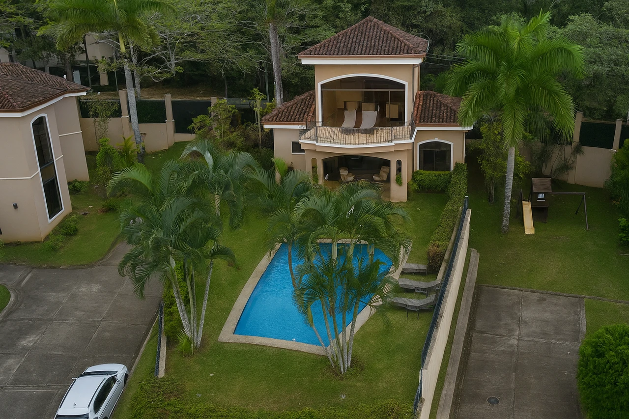 Jaboncillos LP: Elegant Townhouse in Exclusive gated community Los Pinos Escazu - Gallery image 18