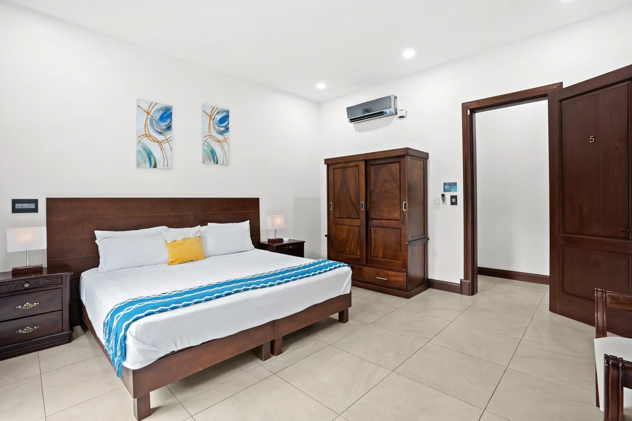 Pura Vida House: 6 bedroom 6 Bathroom Rental Juggernaut in Gated Community - Gallery image 32
