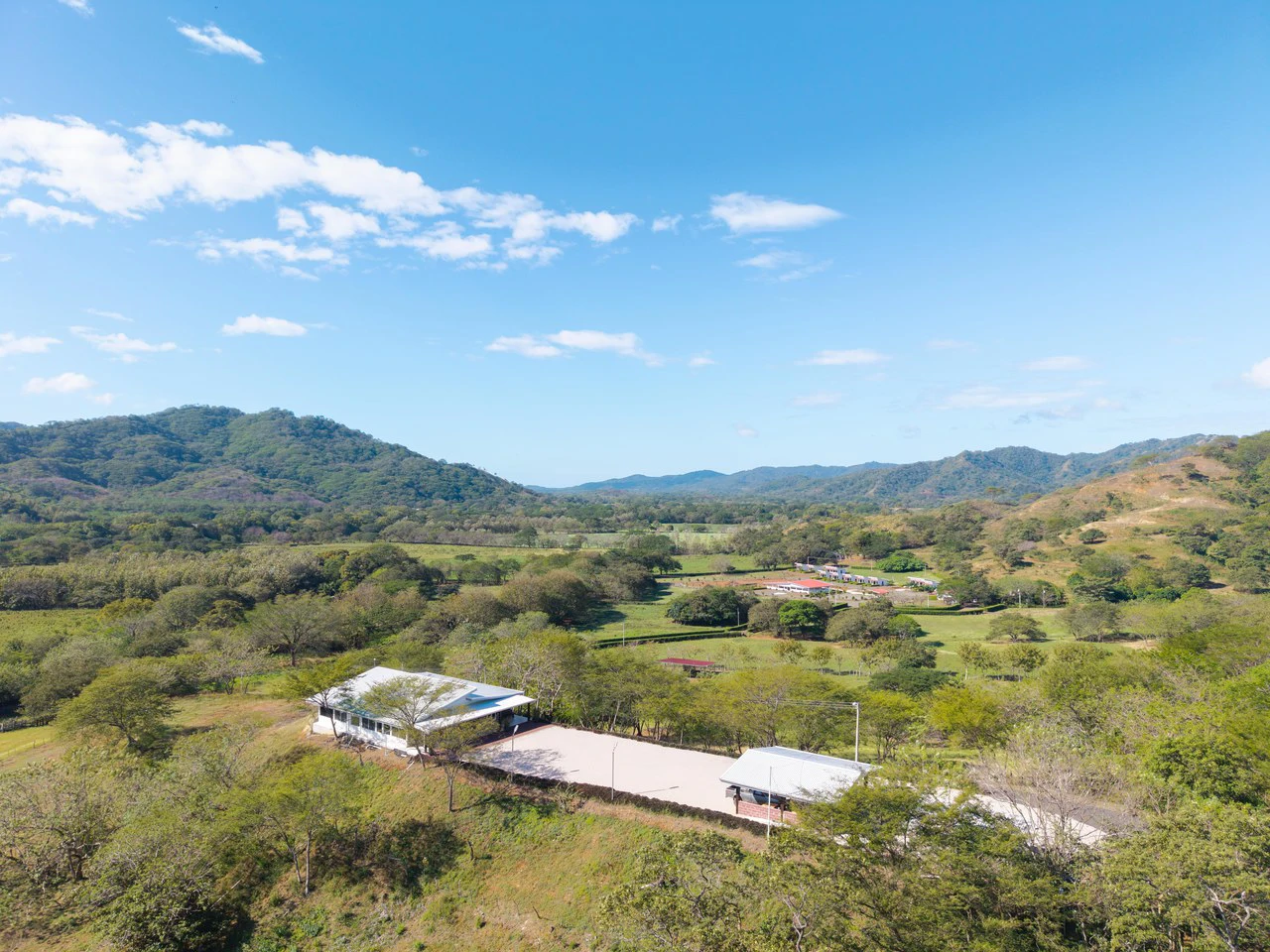 Finca Santa Elena: Mountain and Countryside Multiplex For Sale in 27 de Abril - Gallery image 43