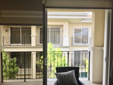 Apartment For Sale in San Antonio - Gallery image 4